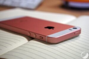 iPhone SE 2016 disponible chez Mr solde