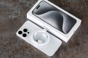 iPhone 15 pro max chez Mr Solde