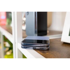 Samsung Galaxy Z Flip4  chez Mr Solde Cameroun