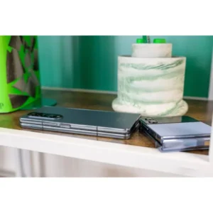 Samsung Galaxy Z Fold4 chez Mr Solde