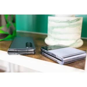 Samsung Galaxy Z Fold4 chez Mr Solde