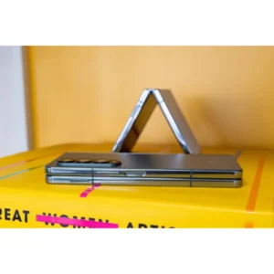 Samsung Galaxy Z Fold4 chez Mr Solde