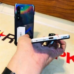 Sharp Aquos R5G chez Mr Solde Cameroun