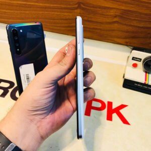 Sharp Aquos R5G chez Mr Solde Cameroun