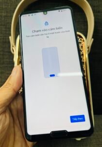 Sharp Aquos R5G chez Mr Solde Cameroun