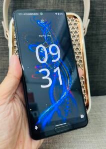 Sharp Aquos R5G chez Mr Solde Cameroun